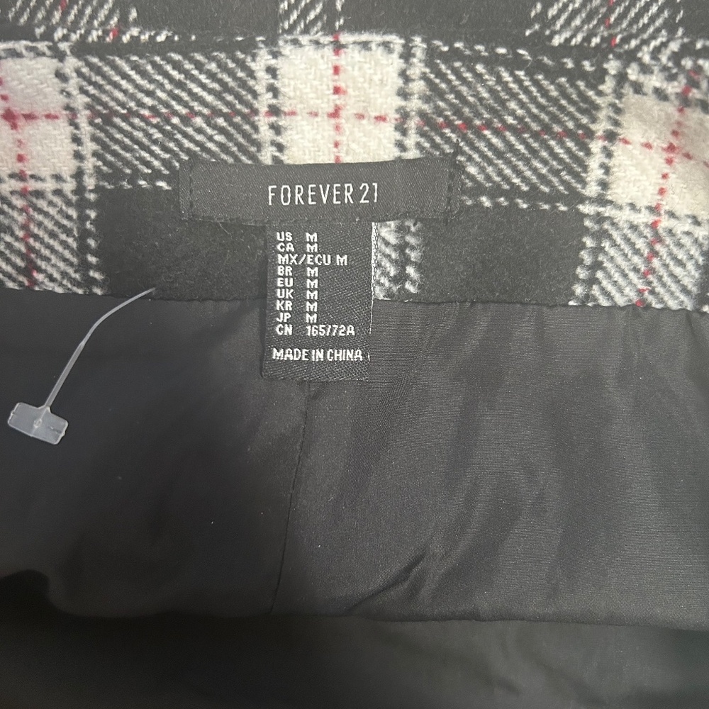 Forever21 Mini Skirt - Picture 2 of 4